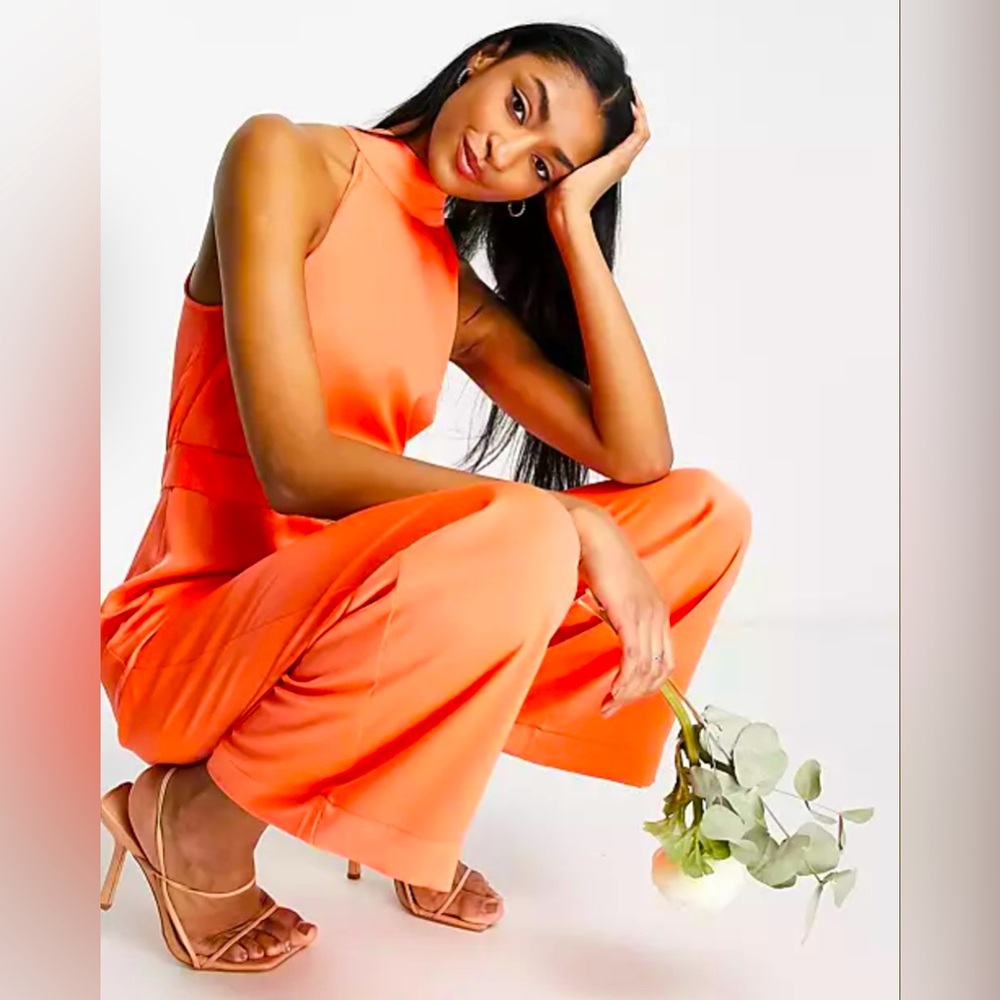 NWT Y.A.S Bridesmaid Halter Jumpsuit w/Wide Leg in Bright Cantaloupe, Size Large